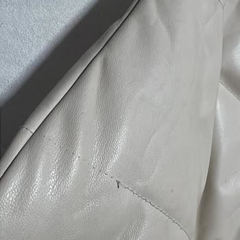 Zara'dan Aldığım Deri Yelek Kısa Sürede Söküldü, Fiş Olmadan Destek Alamadım