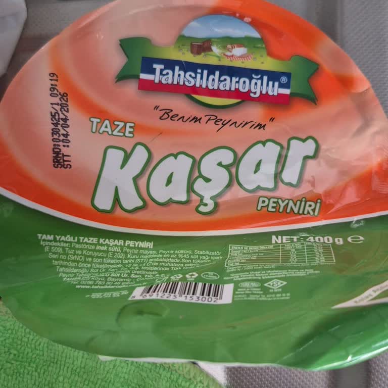Tahsildaroğlu Kaşar Peynirinde Yoğun Plastik Ve Kimyasal Tat Deneyimi