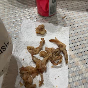 Midyeci Yasin Şubesinde Kötü Ürün Kalitesi Ve Müşteri İletişimsizliği