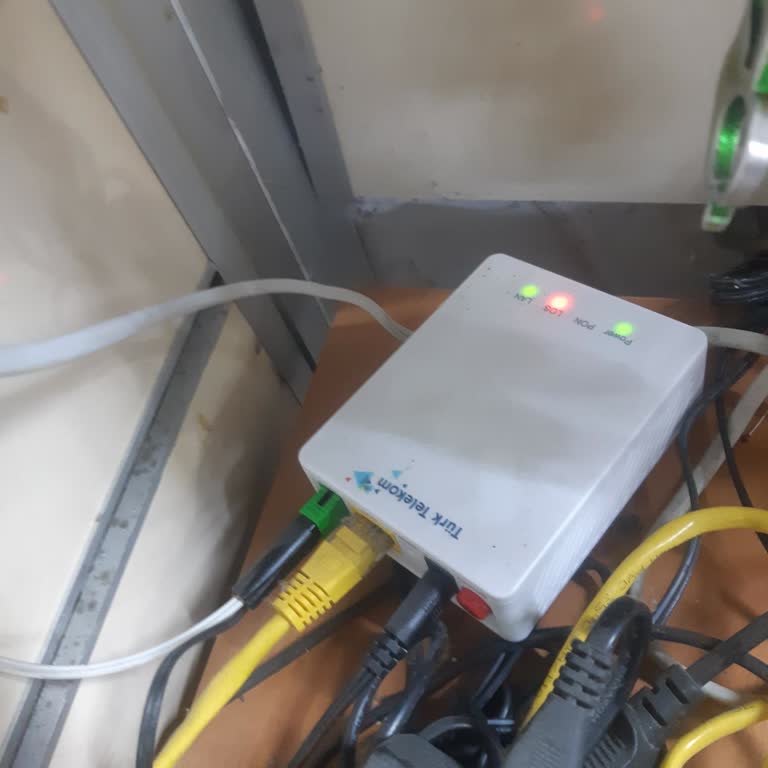 8 Gündür Çözülemeyen İnternet Arızası Nedeniyle İşimde Büyük Aksaklık Yaşıyorum