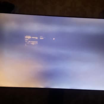 Aldığım İki Farklı Markada Da Ekranda Beyazlama Sorunu Yaşadım Çözüm Bulamıyorum