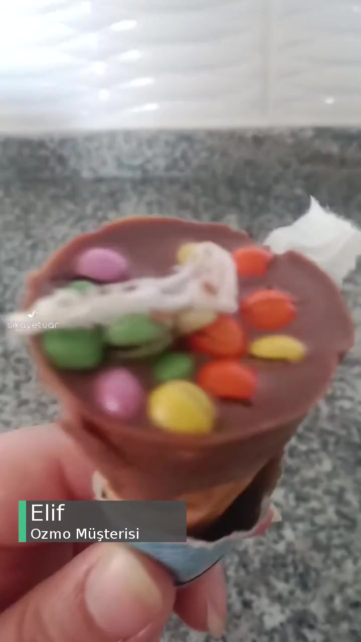 Ozmo Kornetten Kurt Ve Böcek Çıktı! videonun kapak resmi