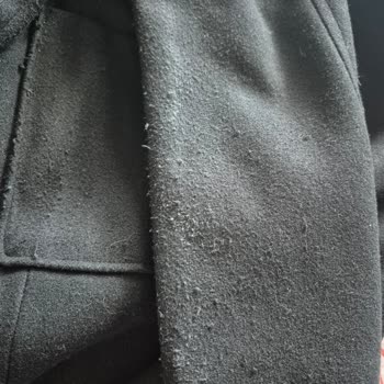 Aldığım Kaşe Kaban Kısa Sürede Tüylenerek Hayal Kırıklığı Yarattı