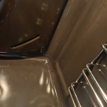 Yeni Alınan Beko Ankastre Fırında Kısa Sürede Soyulma Ve Deformasyon Sorunu