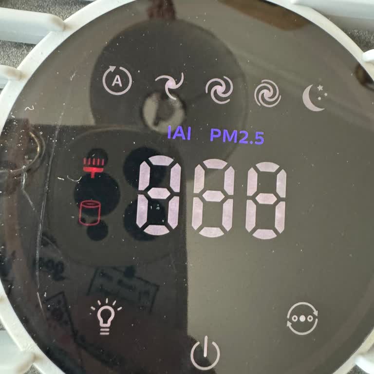 Az Kullanılan Hava Temizleyicide Erken Filtre Uyarısı Ve Müşteri Hizmetlerine Ulaşamama