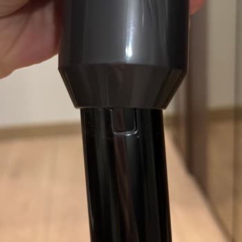 Dyson Süpürge Boru Parçası Kırıldı, Yedek Parça Temin Edilemiyor