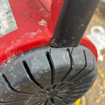 Servis Sonrası Hasarlı Dönen Hidrofor İçin Değişim Talebi