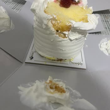 Dağılan Pasta Ve Yetersiz İade Nedeniyle Mağduriyet