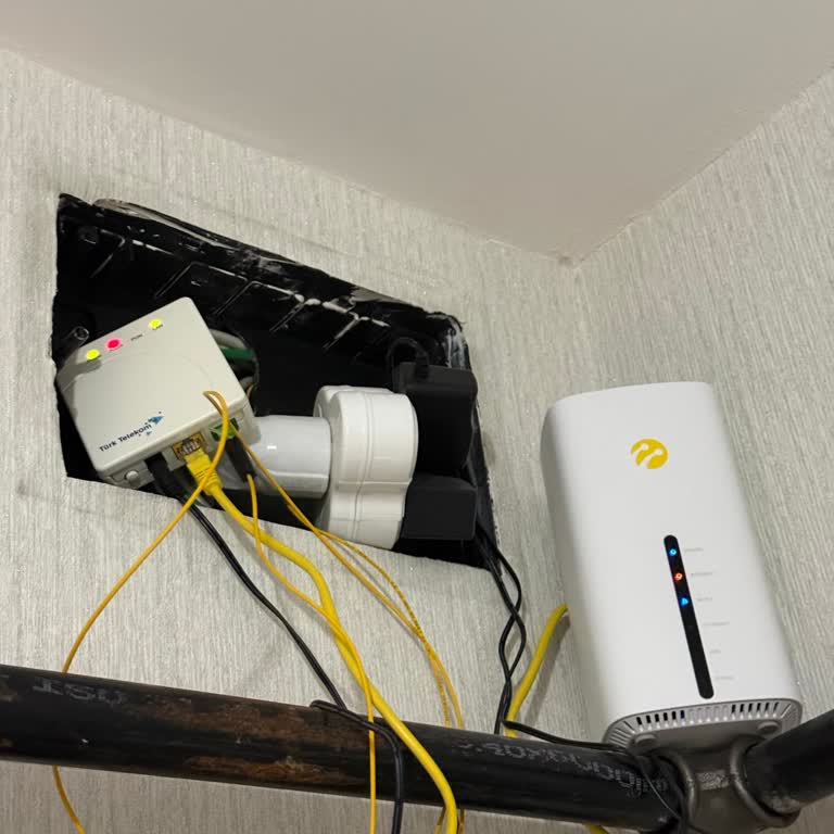 Bir Haftadır Süren İnternet Kesintisi Ve Bilgi Eksikliği Nedeniyle Mağduriyet