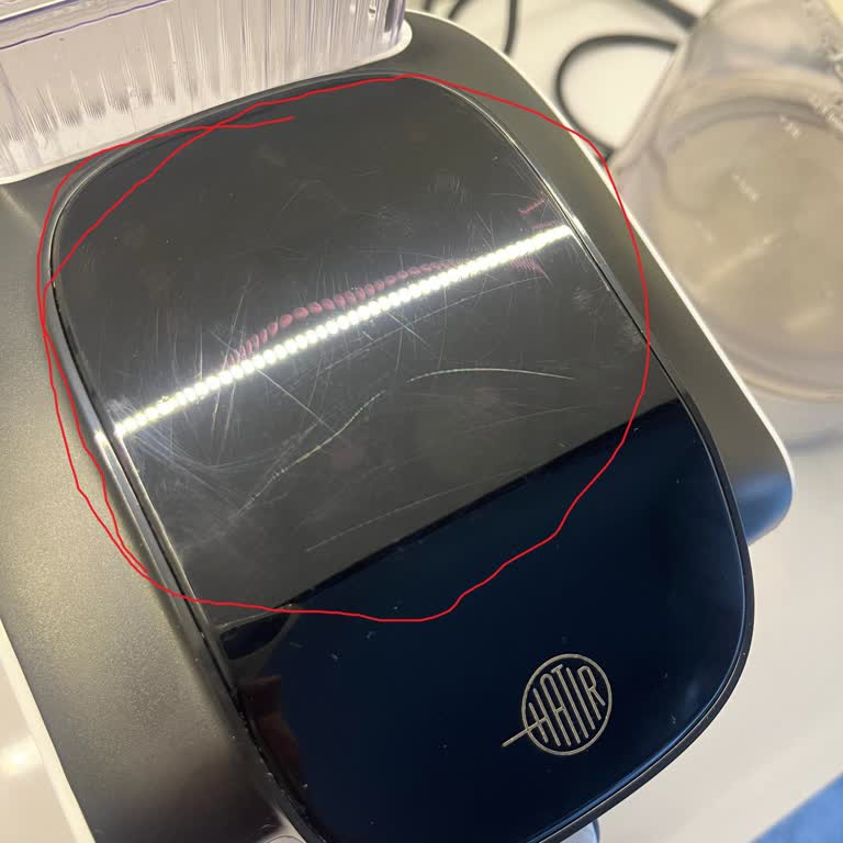 Yeni Kahve Makinem Arızalı Çıktı Servis Sonrası Ekranı Çiziklerle Dolu Geldi