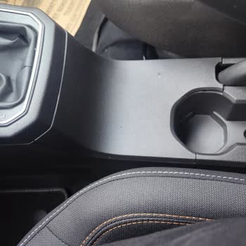 Sıfır Araçta Teslimat Anında Tespit Edilen Kırık Parça İçin Ücret Talebi