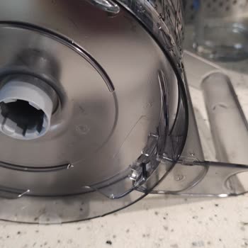 Bosch Mutfak Robotunda Tekrarlayan Hazne Kırılması Ve Yüksek Servis Ücreti Mağduriyeti