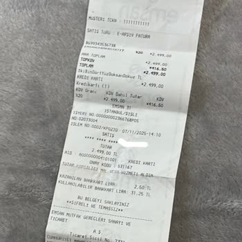 Yanlış Ürün Teslimatı Ve Mağaza Çalışanlarının İlgisiz Tavrı