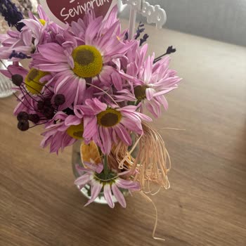 Sipariş Edilen Çiçeğin Solmuş Ve Beklentileri Karşılamayan Şekilde Teslim Edilmesi