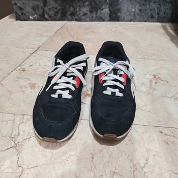 Puma Denied My Complaint Despite Early Wear and Seam Tear