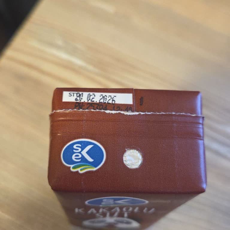 Aldığım Sek Çikolatalı Sütlerin Tamamı Bozuk Çıktı