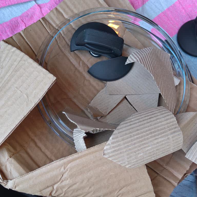 Kırık Gelen Tencere Kapağı Kulpu İçin Çözüm Bekliyorum