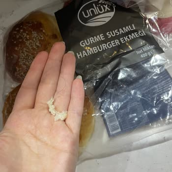 Hamburger Ekmeğinden Kıl Çıktı, Hijyen Ve Güven Sorunu Yaşadım