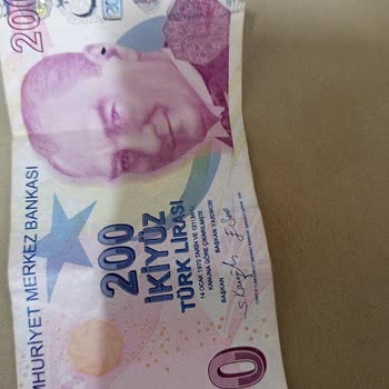 ATM'den Yırtık Para Çıkması Güvenimi Sarsıyor