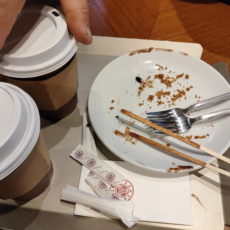 Sıcak Çikolatamdan Böcek Çıktı, Şube İlgisiz Davrandı