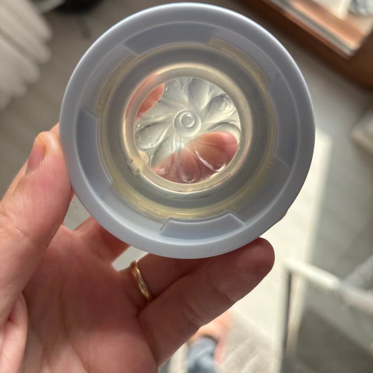 Kısa Sürede Sararan Biberon İçin Değişim Talebi