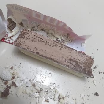 Satın Aldığım Çikolatada Küf Ve Yapısal Bozukluk