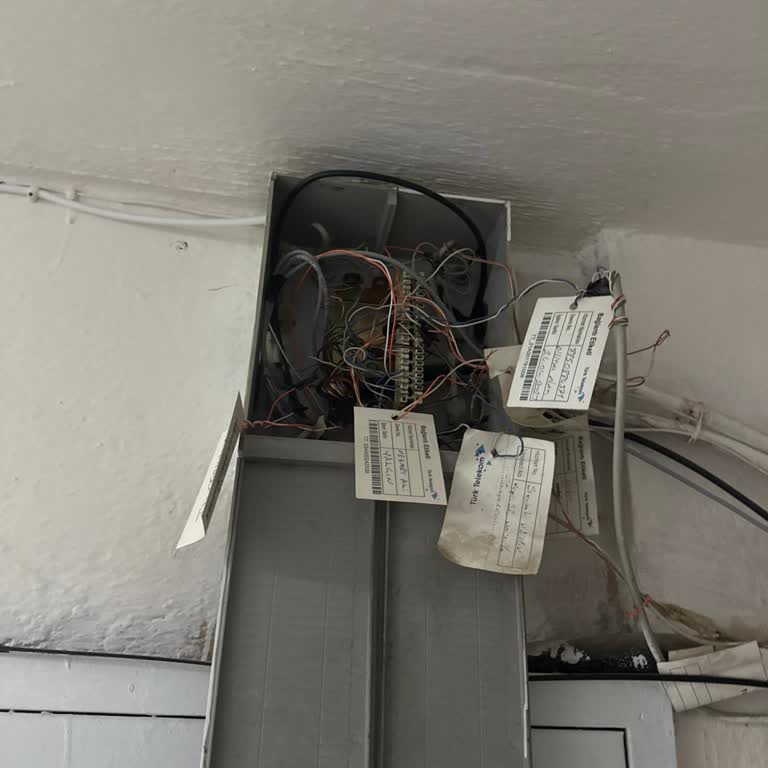 Sürekli Kopan İnternet Ve Yetersiz Altyapı Nedeniyle Hizmetten Yararlanamama