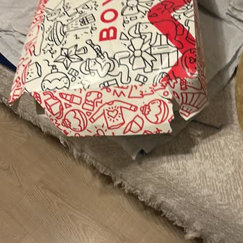 Hediye Paketi Ve Kargo Paketlemesindeki Sorunlar Hayal Kırıklığı Yarattı