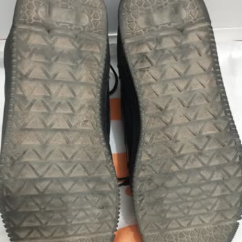 FLO Ayakkabı'dan Aldığım Ayakkabı 1 Ayda Deforme Oldu Ve Kötü Koku Yayıyor!