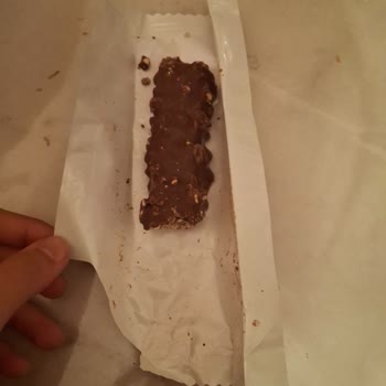 Aldığım Çikolatalı Gofretin Yarısı Eksikti Üretim Hatası Şaşırttı