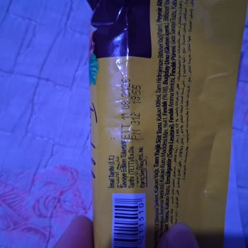 Aldığım Çikolatalı Gofretin Yarısı Eksikti Üretim Hatası Şaşırttı