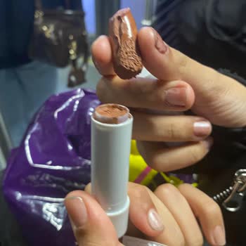 Gratis'ten Aldığım Ruj Kırık Çıktı, Değişim Talep Ediyorum