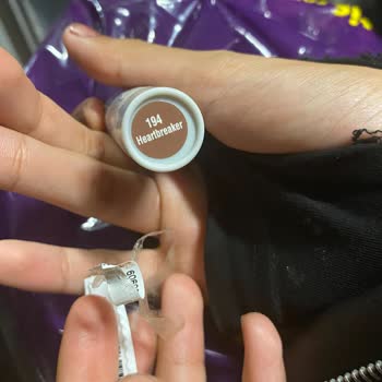 Gratis'ten Aldığım Ruj Kırık Çıktı, Değişim Talep Ediyorum