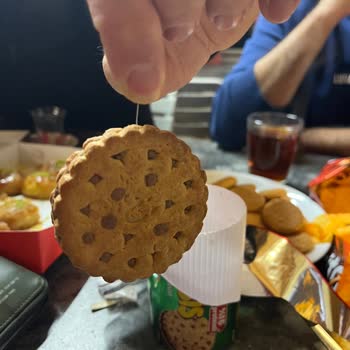 Ülker Probis İçerisinden Misina Çıktı!