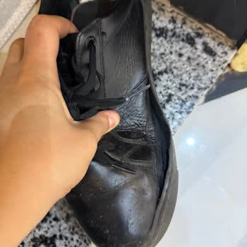 FLO'dan Alınan Calven Ayakkabının Kısa Sürede Bozulması Ve İlgisiz Müşteri Hizmetleri
