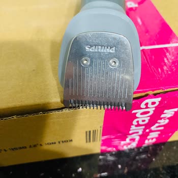 Aldığım Tıraş Makinesi Kullanılmış Gibi Çizikler Ve Kıllar Çıktı