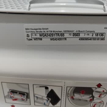 Yeni Alınan Bosch Kurutma Makinesinde Kapak Çevresinde Yoğun Buharlaşma Ve Servis İlgisizliği