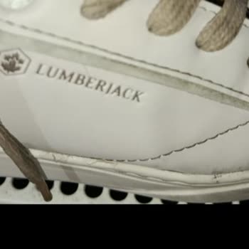 Kısa Sürede Yırtılan Ayakkabı İçin Değişim Talebim Var