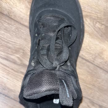 Üç Kez Giyilen 7.500 TL’lik Ayakkabıda Kumaş Açılması Ve Müşteri Mağduriyeti