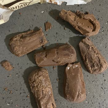 Aldığım Çikolatanın Bozuk Çıkması Ve Sağlık Endişesi