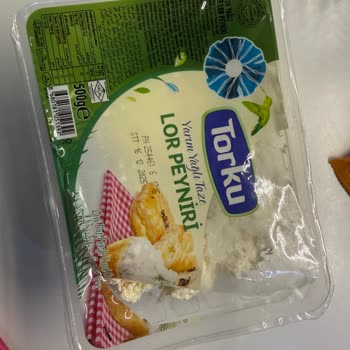 Son Kullanma Tarihi Geçmemiş Torku Lor Peynirinde Küf Ve Kötü Koku Şikayeti