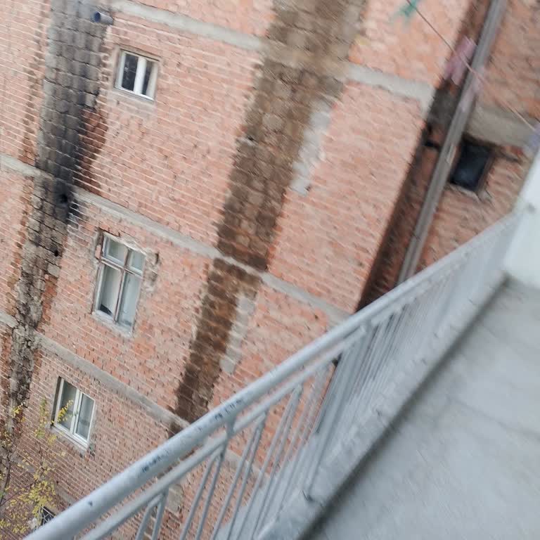 Duvardan Çıkan Soba Boruları Yüzünden Evimde Duman Ve Koku Mağduriyeti