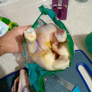 Bozuk Tavuk Ürünü Ve İade Sorunu