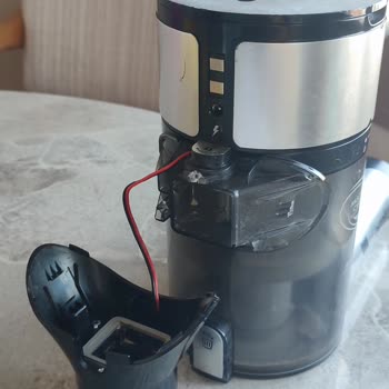 Arnica Solara Süpürgemin Kırılan Parçası Garanti Kapsamında Ücretsiz Değiştirilmiyor