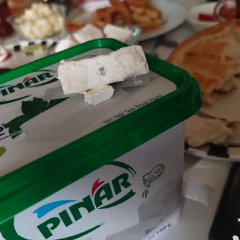 Peynir İçinden Kıl Çıkmasıyla Sağlığımız Tehlikeye Girdi