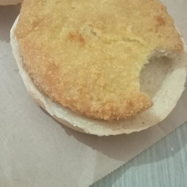 Çocuğuma Bayat Tavuk Servis Edildi Yorumum Sansürlendi