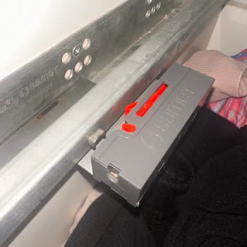 Samet Çekmece Rayları Bozuldu Yedek Parça Bulamıyorum Mağduriyetim Giderilsin