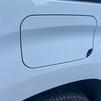 Carjet and 724 Charged Me €500 for Tiny Dent — Requesting Full Refund
