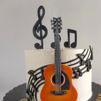 Doğal Yeşil Fırın Pasta | Adana Görselini Gönderdiğim Pasta İle Aldığım Pasta Birbirine Benzemiyor!