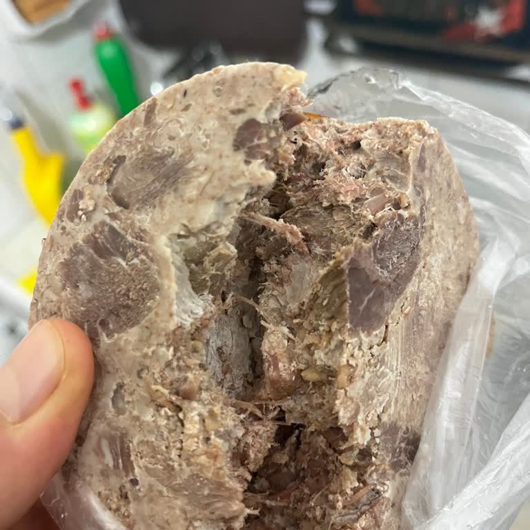 BİM’den Aldığım Konet Kavurma Kötü Koku Ve Tat Nedeniyle Hayal Kırıklığı Yarattı